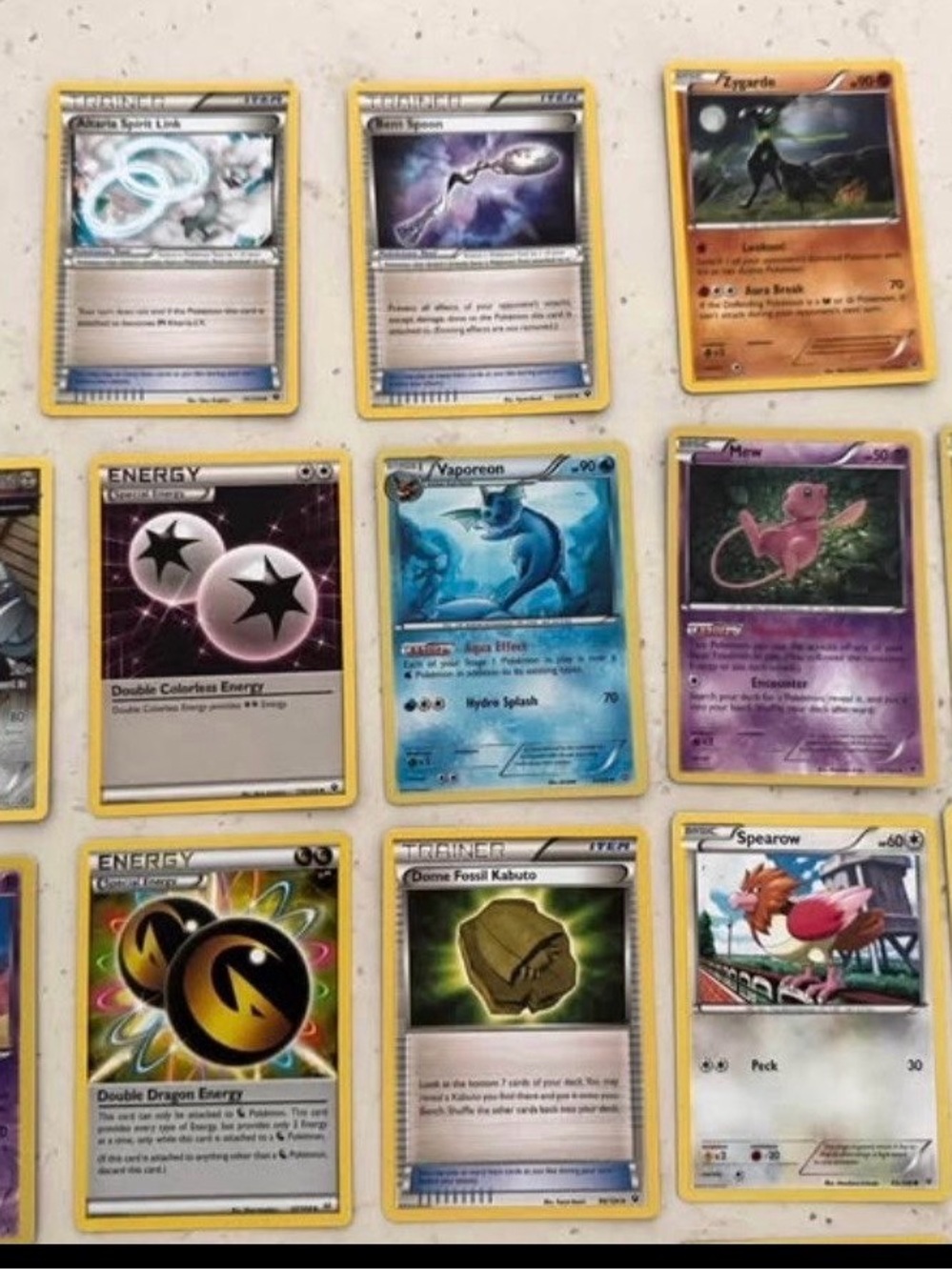 Pokemon Trading Cards with Flareon Tin - lot of 61 Mixed